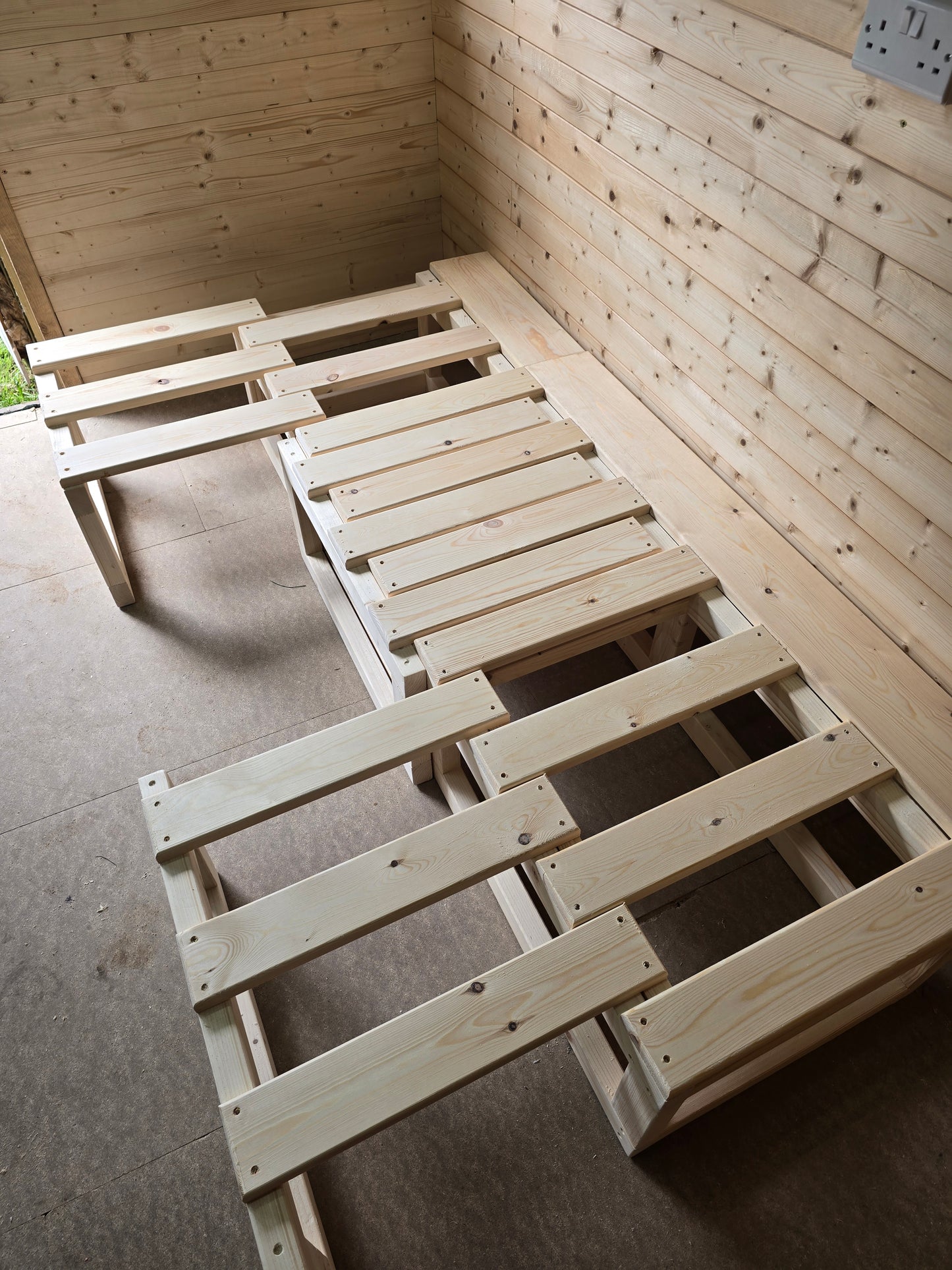 3 Section Pull-Out Bed - Split into 2 Boxes