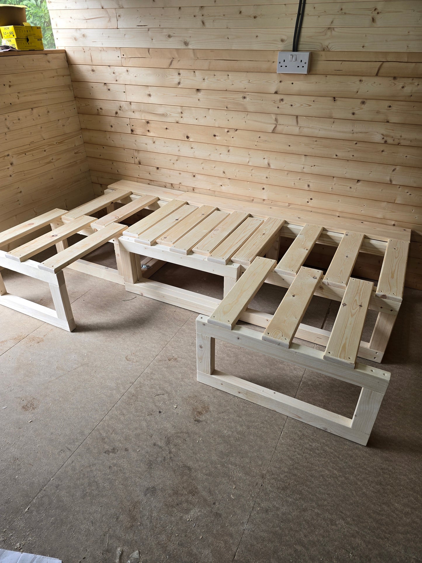 3 Section Pull-Out Bed - Split into 2 Boxes
