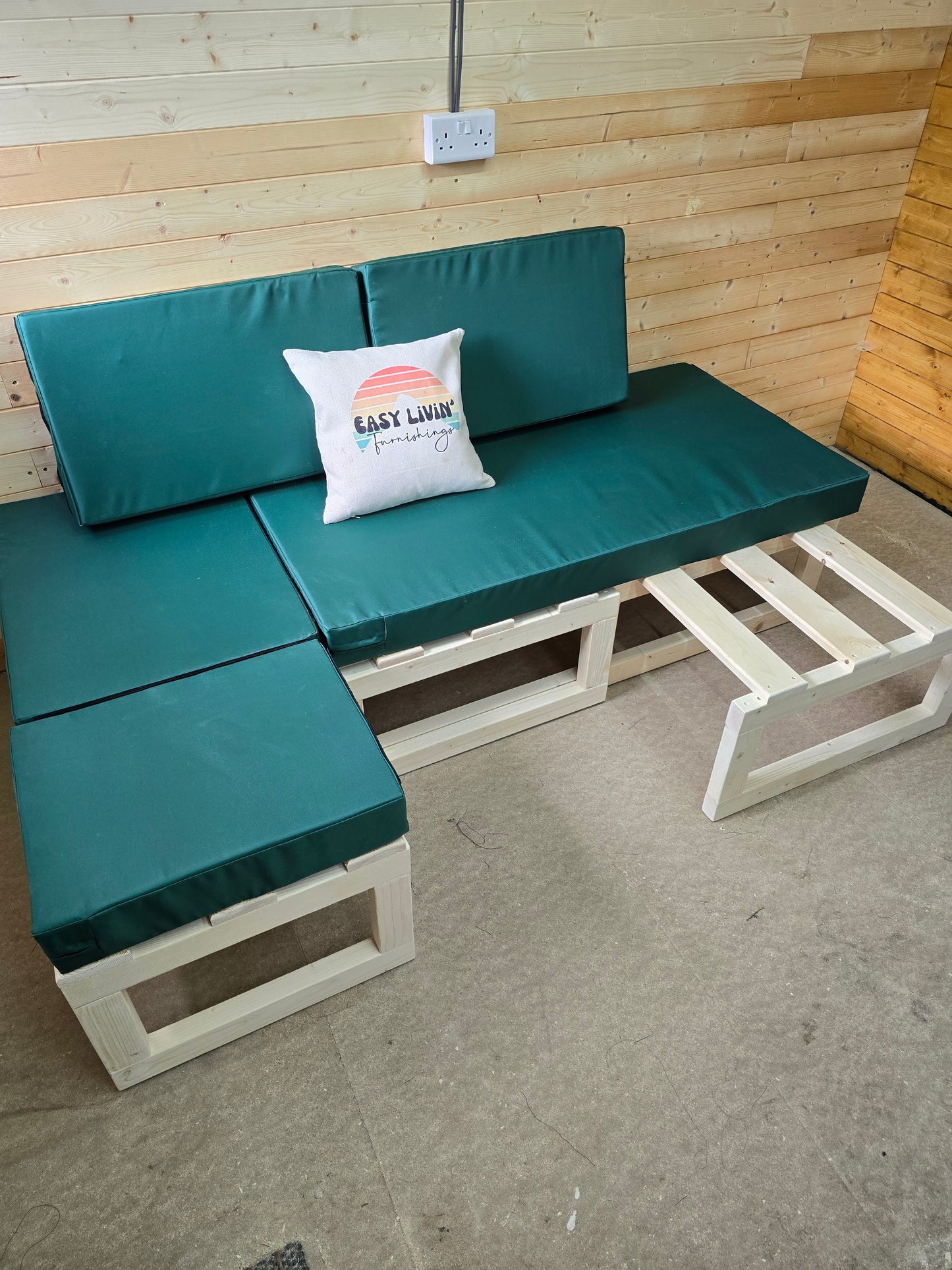 3 Section Pull-Out Bed - Split into 2 Boxes
