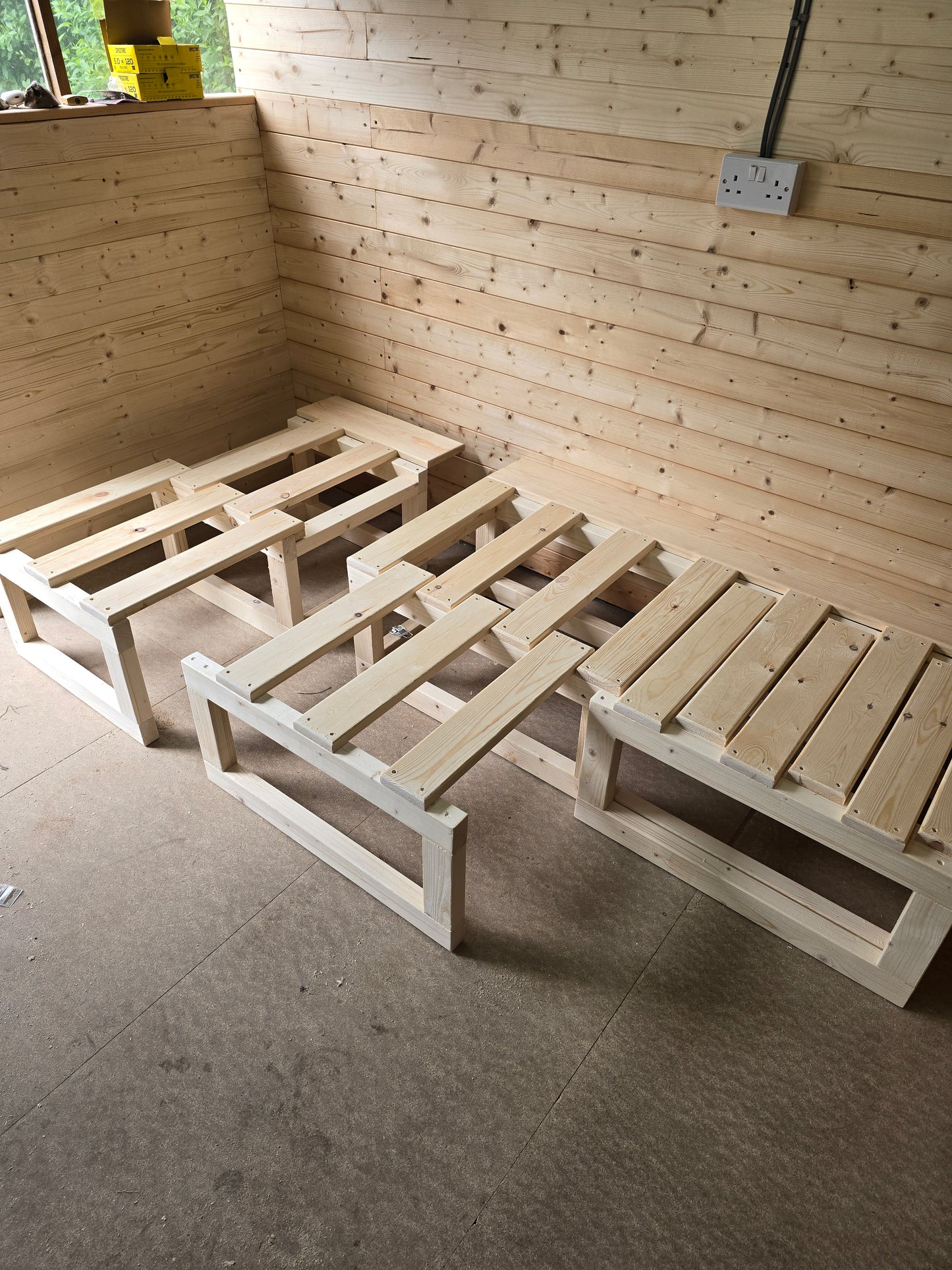 3 Section Pull-Out Bed - Split into 2 Boxes