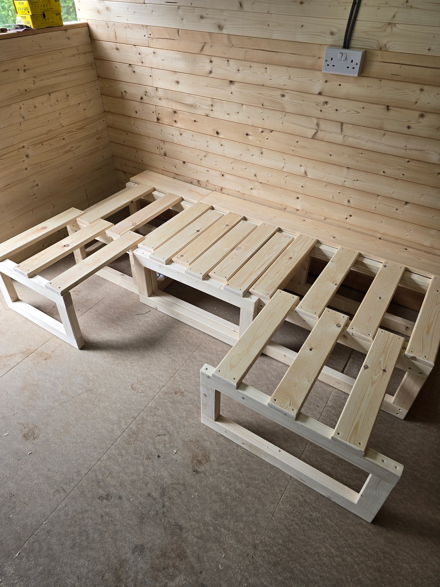 3 Section Pull-Out Bed - Split into 2 Boxes