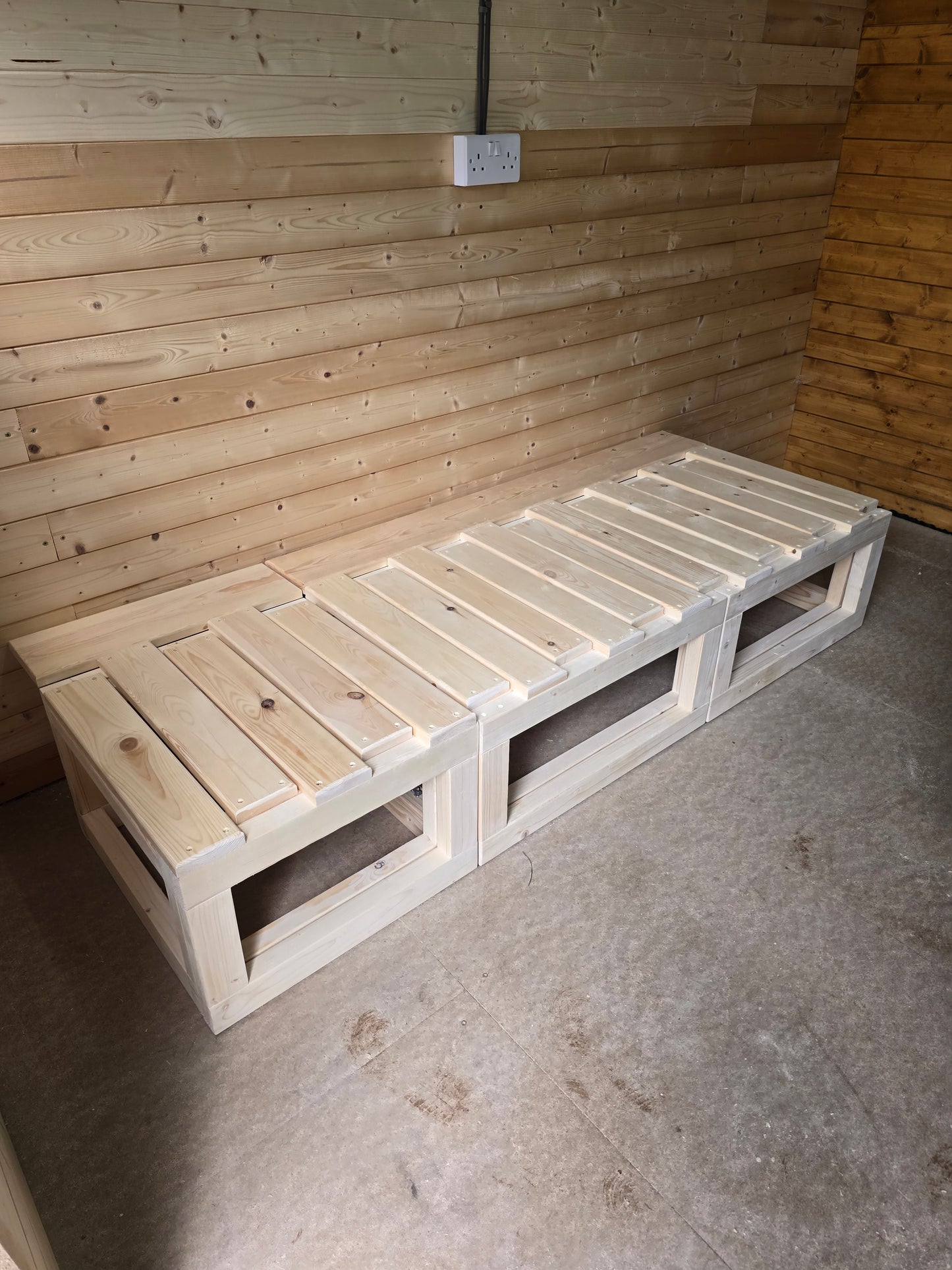 3 Section Pull-Out Bed - Split into 2 Boxes