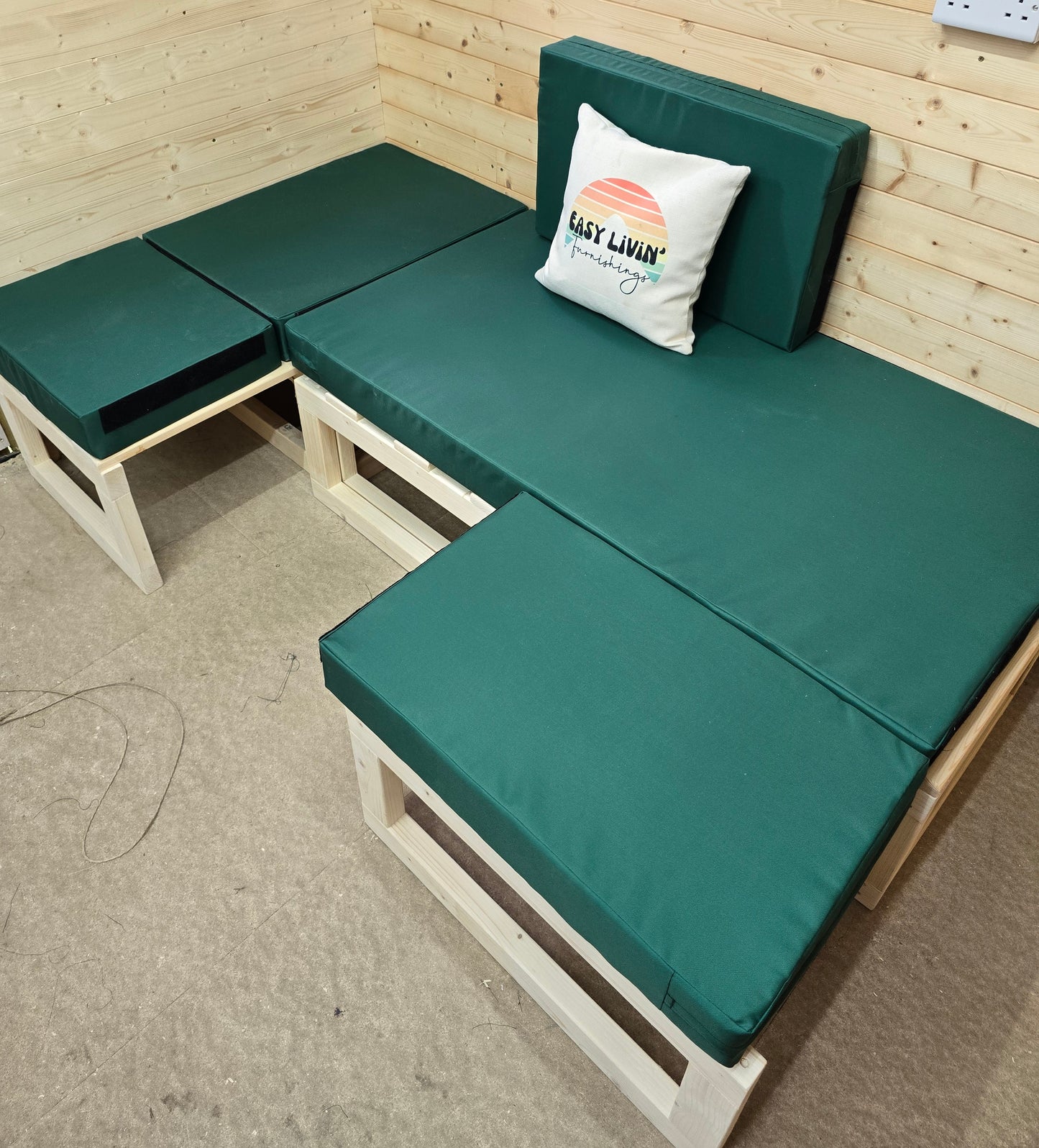 3 Section Pull-Out Bed - Split into 2 Boxes
