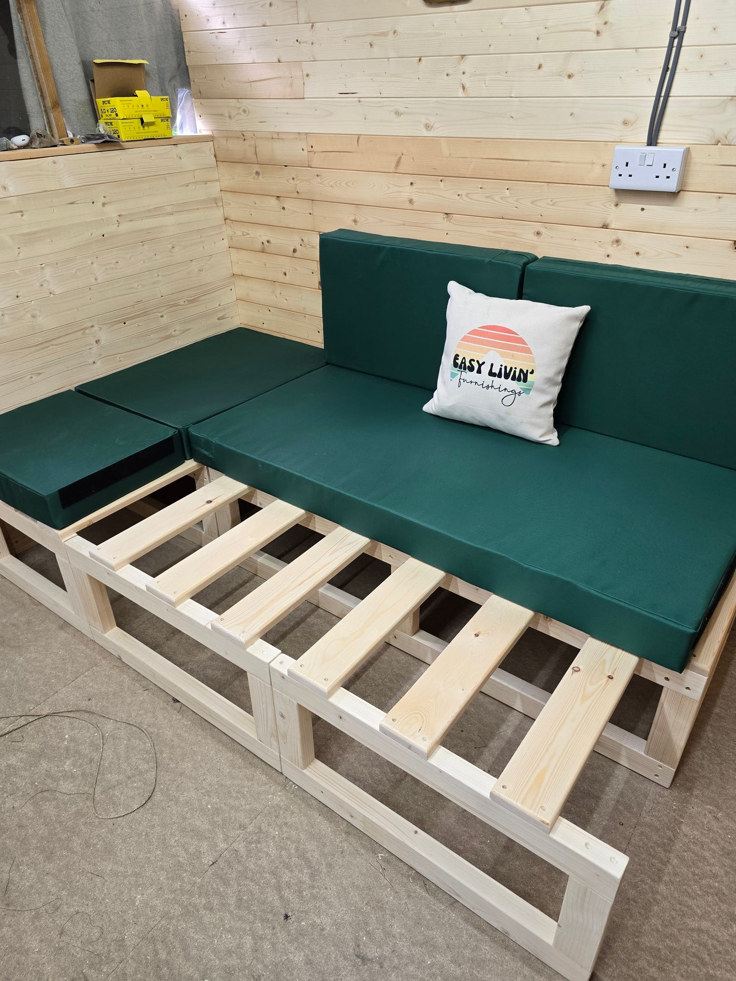 3 Section Pull-Out Bed - Split into 2 Boxes