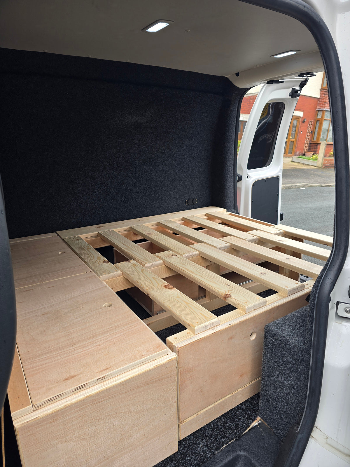 SWB VW Caddy L-Shape Pull-Out Camper Bed with Drawer