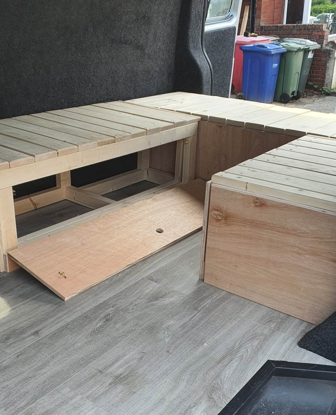 Bespoke U-Shape Van/Camper Bed and Seating. Pull-Out Van Bed